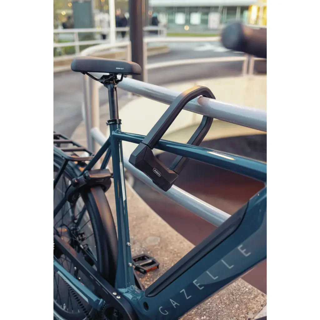 abus-cadenas-en-u-granit-super-extreme-2500-xplus (1).webp