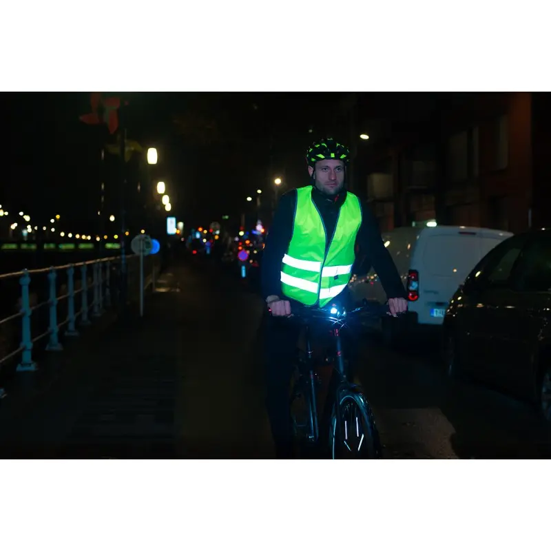 gilet-de-securite-reflechissant-pour-adulte (1).webp